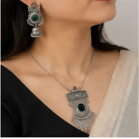 9iNfLsXv7ICkwycnR3RhBZWkocgm8lirCoa8ZNmC.webp Tilli Peacock Necklace with Earrings for Women, Oxidised Silver Jewellery Set, Adjustable Necklace Combo, 1 Set ( default, Free Size )