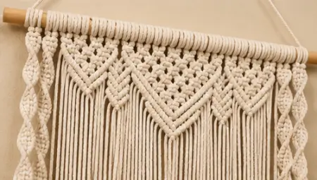 Of43QIR92FhWvbIbhJAq1ylYiRBM5vB6sjEwzrPK.webp Boho Handmade Macrame Wall Hanging Wooden Floating Shelf – Decorative Storage Shelf for Plants, Books & Home Décor (Off-White) ( default, OS )